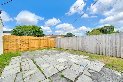 1918 Taft Street Hollywood FL 33020