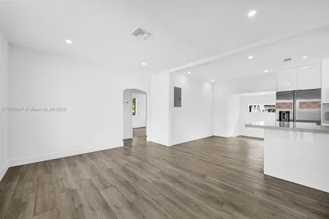 1918 Taft Street Hollywood FL 33020