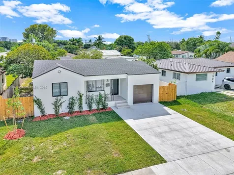 1918 Taft Street Hollywood FL 33020