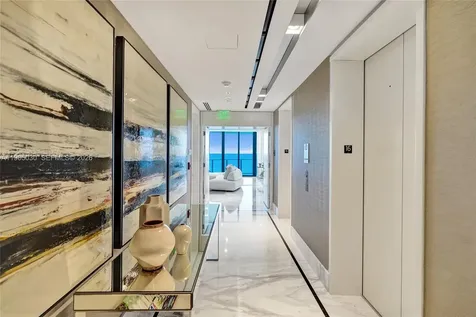 19575 Collins Avenue Sunny Isles Beach FL 33160