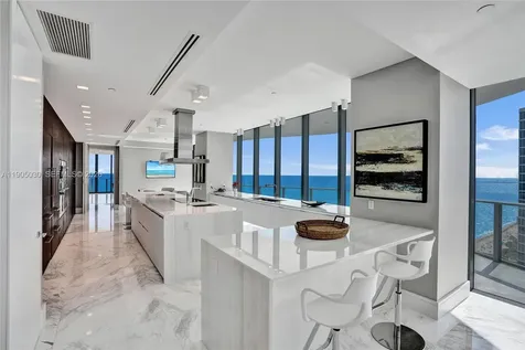 19575 Collins Avenue Sunny Isles Beach FL 33160