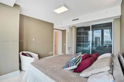19575 Collins Avenue Sunny Isles Beach FL 33160
