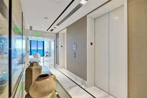 19575 Collins Avenue Sunny Isles Beach FL 33160