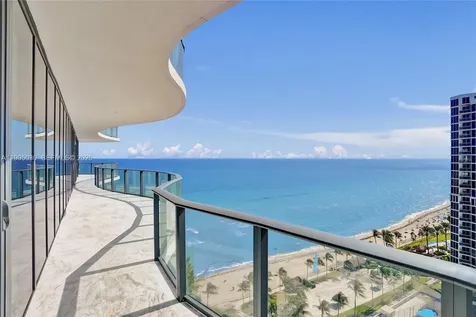 19575 Collins Avenue Sunny Isles Beach FL 33160