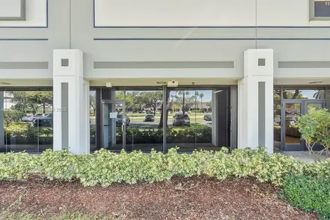 9960 NW 116th Way Medley FL 33178