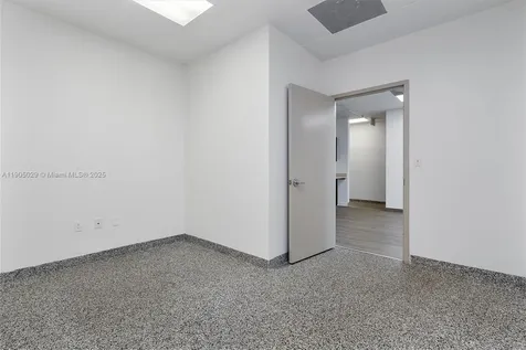 9960 NW 116th Way Medley FL 33178