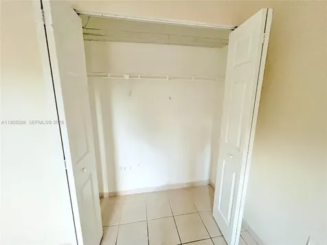 5712 W 25th Court Hialeah FL 33016
