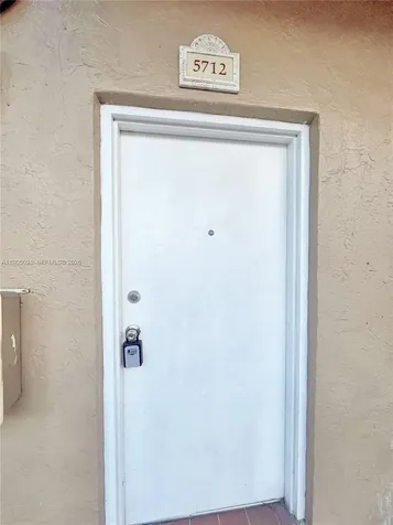 5712 W 25th Court Hialeah FL 33016
