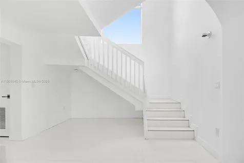425 SW 129th Avenue Miami FL 33184