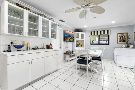 2341 SW 92nd Place Miami FL 33165
