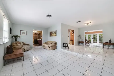 9500 SW 79th Street Miami FL 33173