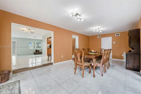 9500 SW 79th Street Miami FL 33173