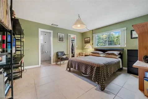 9500 SW 79th Street Miami FL 33173