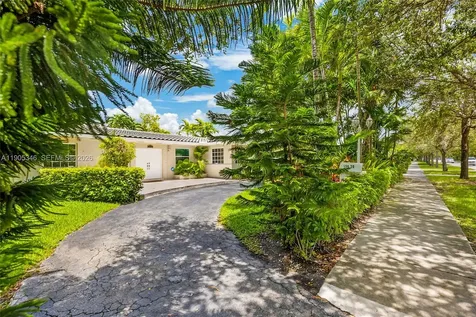 13820 SW 82nd Avenue Palmetto Bay FL 33158
