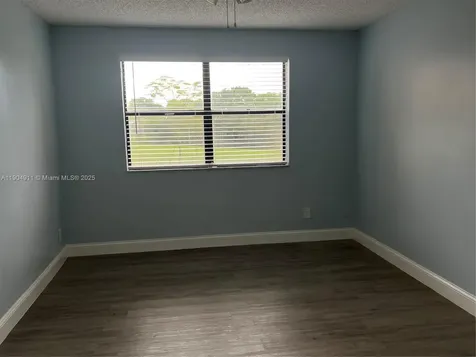 10466 Sunrise Lakes Boulevard Sunrise FL 33322