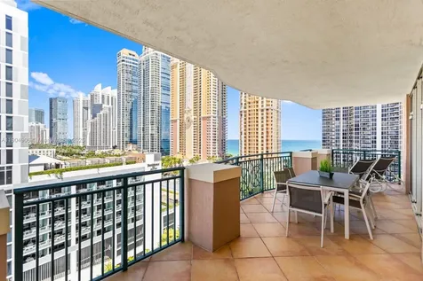 17555 Atlantic Boulevard Sunny Isles Beach FL 33160