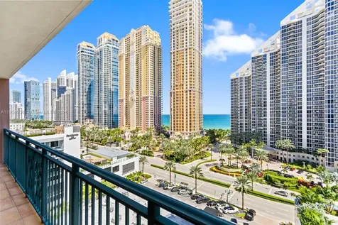 17555 Atlantic Boulevard Sunny Isles Beach FL 33160