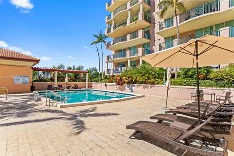 17555 Atlantic Boulevard Sunny Isles Beach FL 33160