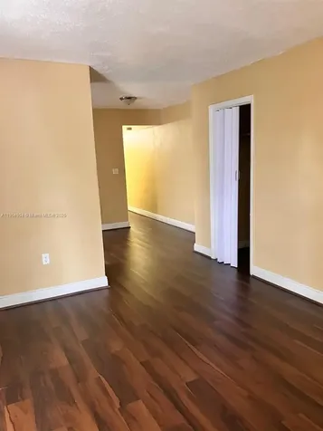 2835 NW 22nd Avenue Miami FL 33142