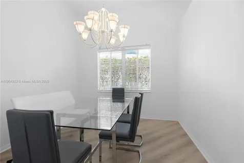 1102 Camellia Circle Weston FL 33326