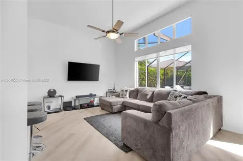 1102 Camellia Circle Weston FL 33326
