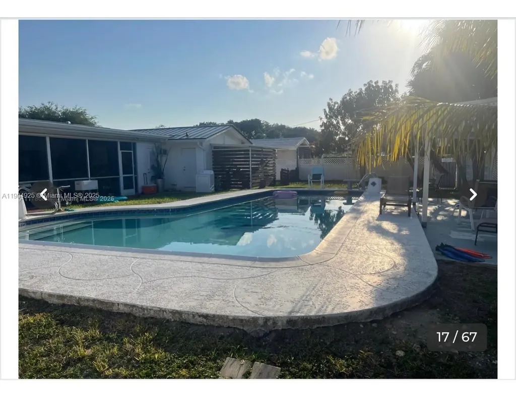 5001 Madison Street Hollywood FL 33021
