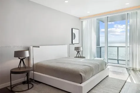 100 S Pointe Drive Miami Beach FL 33139