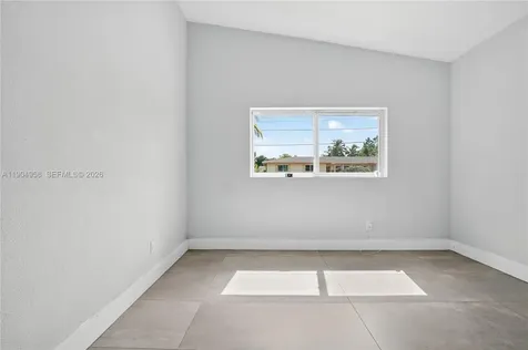 2325 NE 194 Street Miami FL 33180