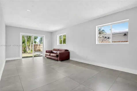 2325 NE 194 Street Miami FL 33180