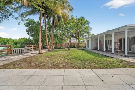 2325 NE 194 Street Miami FL 33180