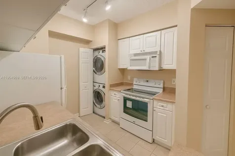 17150 N Bay Road Sunny Isles Beach FL 33160