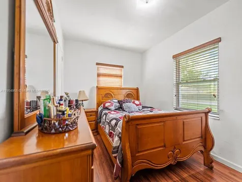 14761 Pierce Street Miami FL 33176