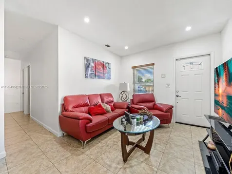 14761 Pierce Street Miami FL 33176