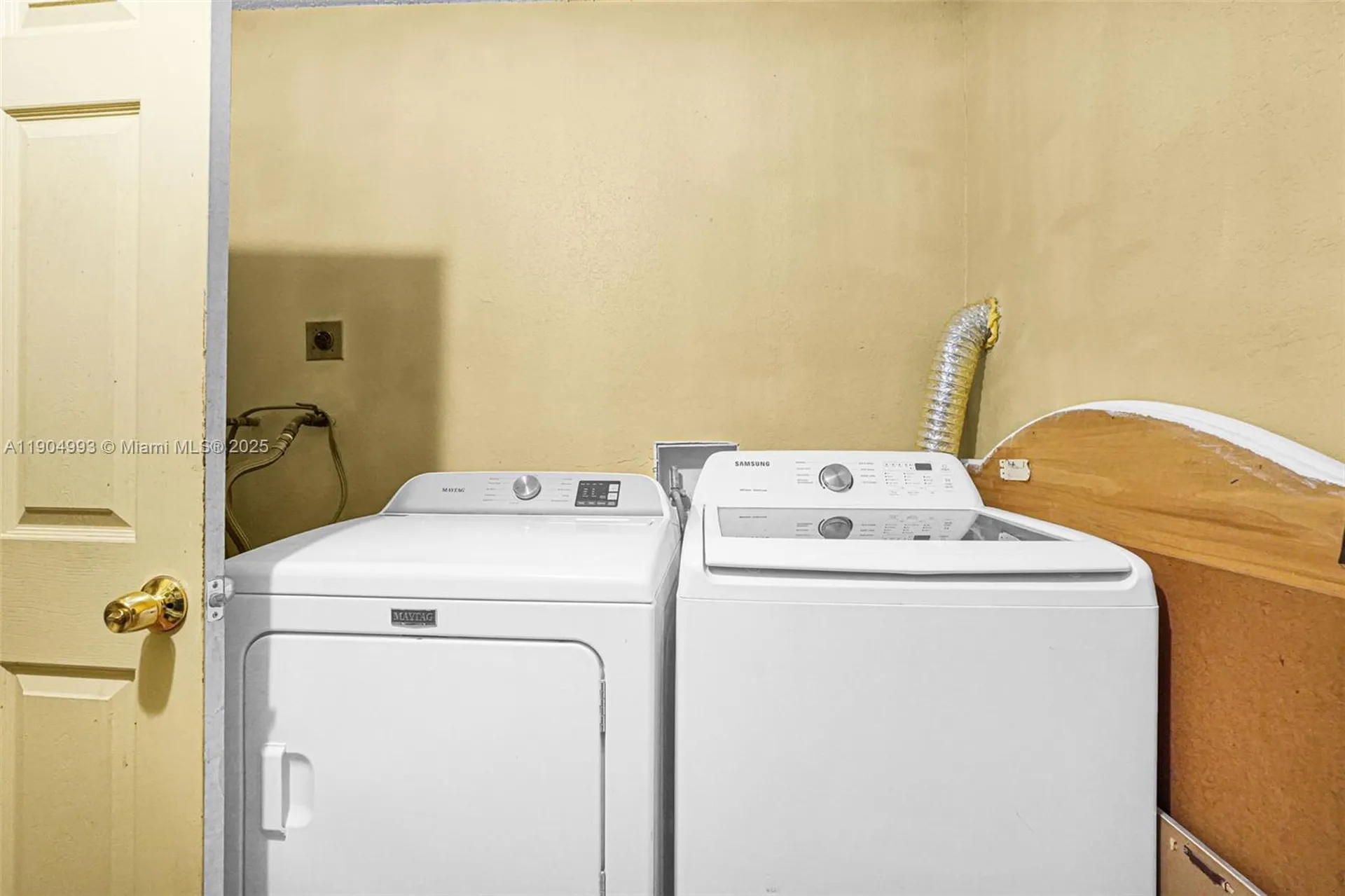 2760 NW 23rd Street Fort Lauderdale FL 33311