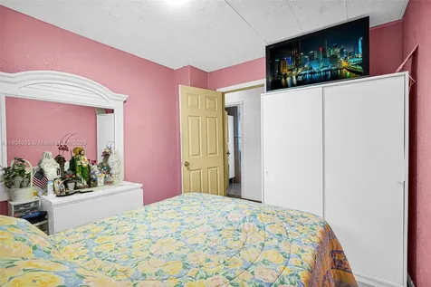 2760 NW 23rd Street Fort Lauderdale FL 33311