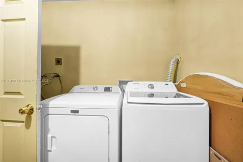 2760 NW 23rd Street Fort Lauderdale FL 33311