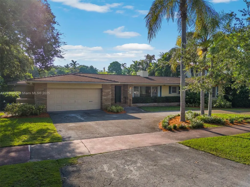 2615 Alhambra Circle Coral Gables FL 33134