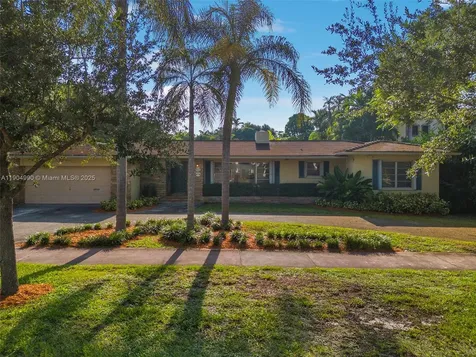 2615 Alhambra Circle Coral Gables FL 33134