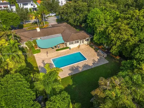 2615 Alhambra Circle Coral Gables FL 33134