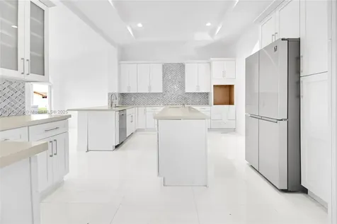 425 SW 129th Avenue Miami FL 33184