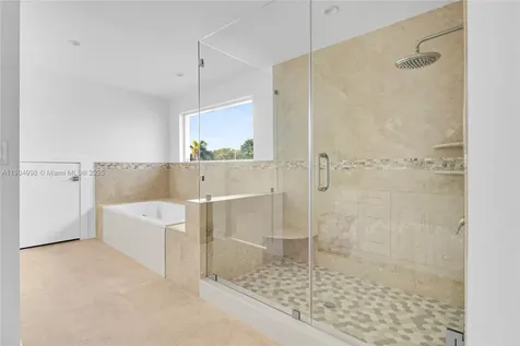 425 SW 129th Avenue Miami FL 33184