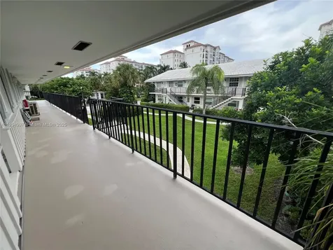 108 Bravado Lane Palm Beach Shores FL 33404