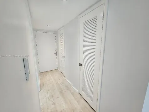 18041 Biscayne Boulevard Aventura FL 33160