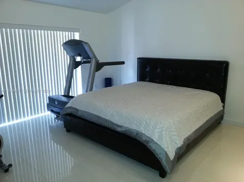 546 NE 199th Lane Miami FL 33179
