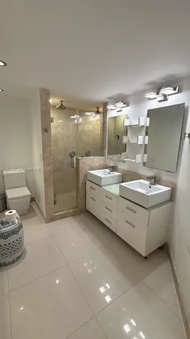 546 NE 199th Lane Miami FL 33179