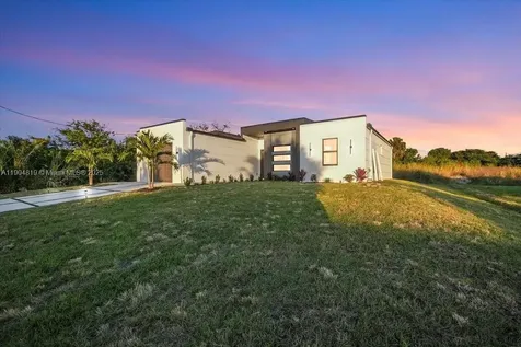 702 Irving Avenue N. Lehigh Acres FL 33971