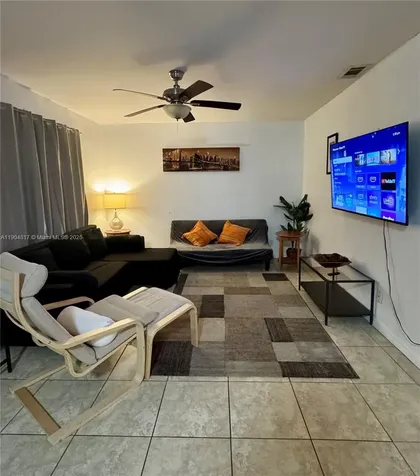 Hollywood FL 33020