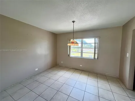 1501 E Arthur Street Hollywood FL 33020