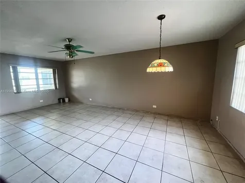 1501 E Arthur Street Hollywood FL 33020