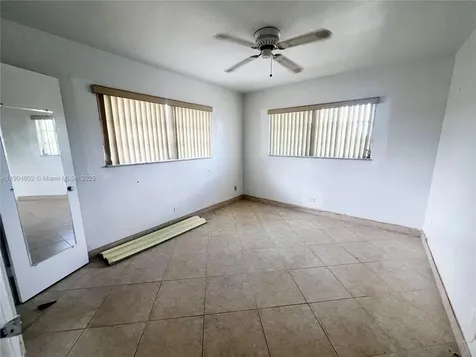 1501 E Arthur Street Hollywood FL 33020
